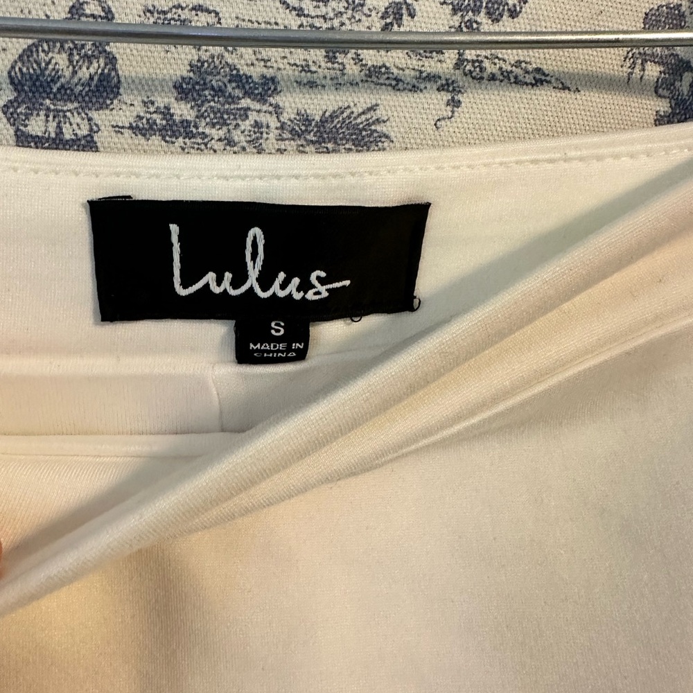 Lulus - Picture 2 of 6